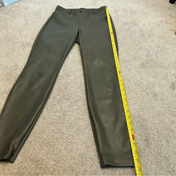 Zara olive khaki green faux leather high-rise leggings Sz M NWOT pleather vegan - Picture 9 of 17
